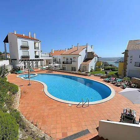 T2 Com Piscina E Vista Mar São Martinho do Porto