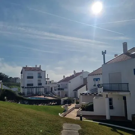 شقة T2 Com Piscina E Vista Mar *