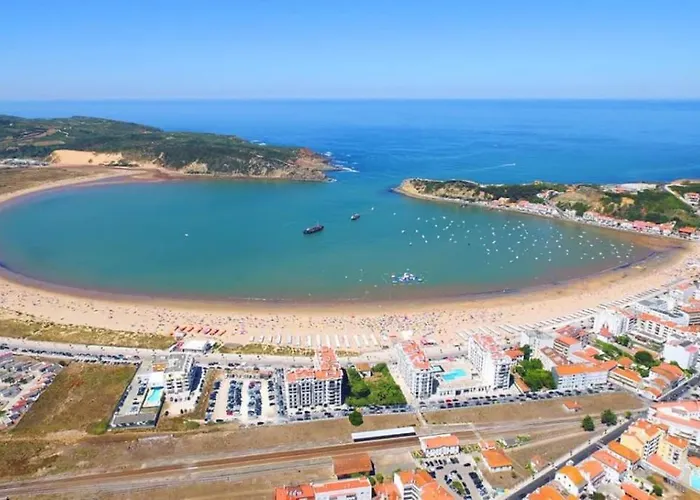 T2 Com Piscina E Vista Mar *